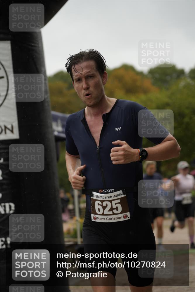 13.09.2026 - Stadtparktriathlon Patografie http://msf.ph/oto/10270824 13.09.2026 12:07:00 Ziel 375, 435, 625, 676 meine-sportfotos.de