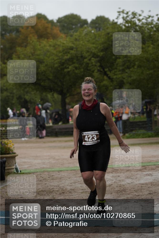 13.09.2026 - Stadtparktriathlon Patografie http://msf.ph/oto/10270865 13.09.2026 12:08:29 Ziel 423, 687 meine-sportfotos.de