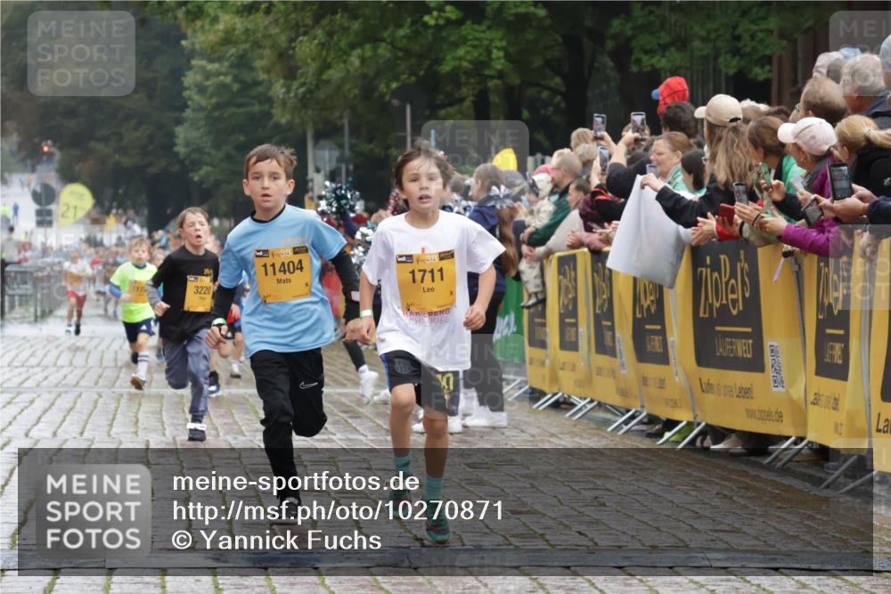 13.09.2026 - Kiel Lauf Yannick Fuchs http://msf.ph/oto/10270871 13.09.2026 08:33:28 Ziel 6073, 6484, 6698, 7959, 10988, 1711, 3220, 8602, 8654, 8840, 11404 meine-sportfotos.de