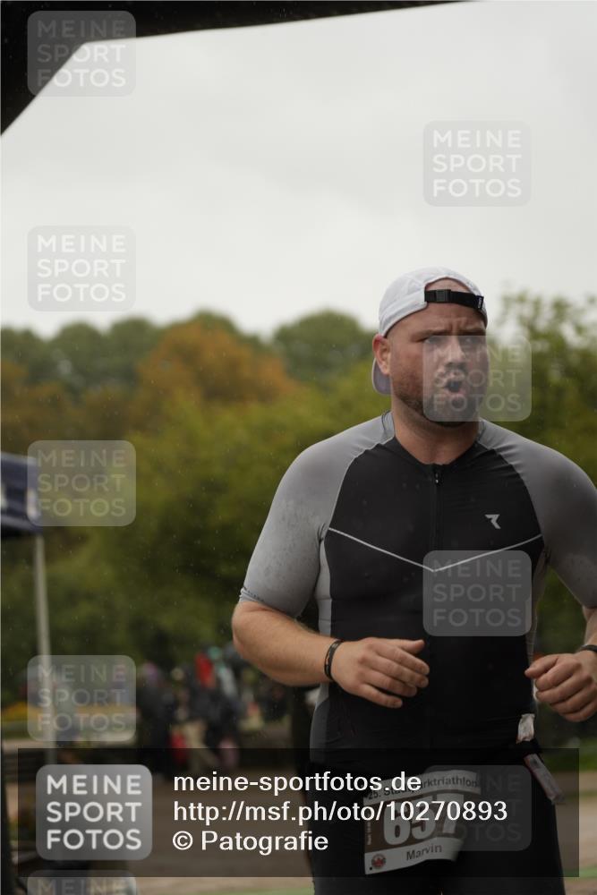 13.09.2026 - Stadtparktriathlon Patografie http://msf.ph/oto/10270893 13.09.2026 12:09:00 Ziel 657 meine-sportfotos.de
