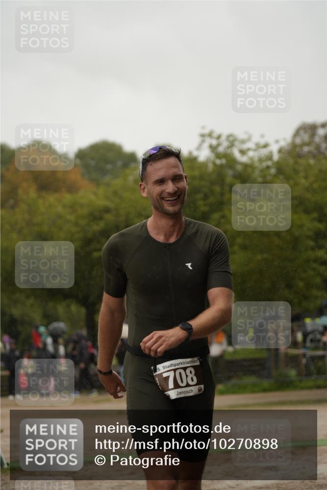 13.09.2026 - Stadtparktriathlon Patografie http://msf.ph/oto/10270898 13.09.2026 12:09:03 Ziel 657 meine-sportfotos.de
