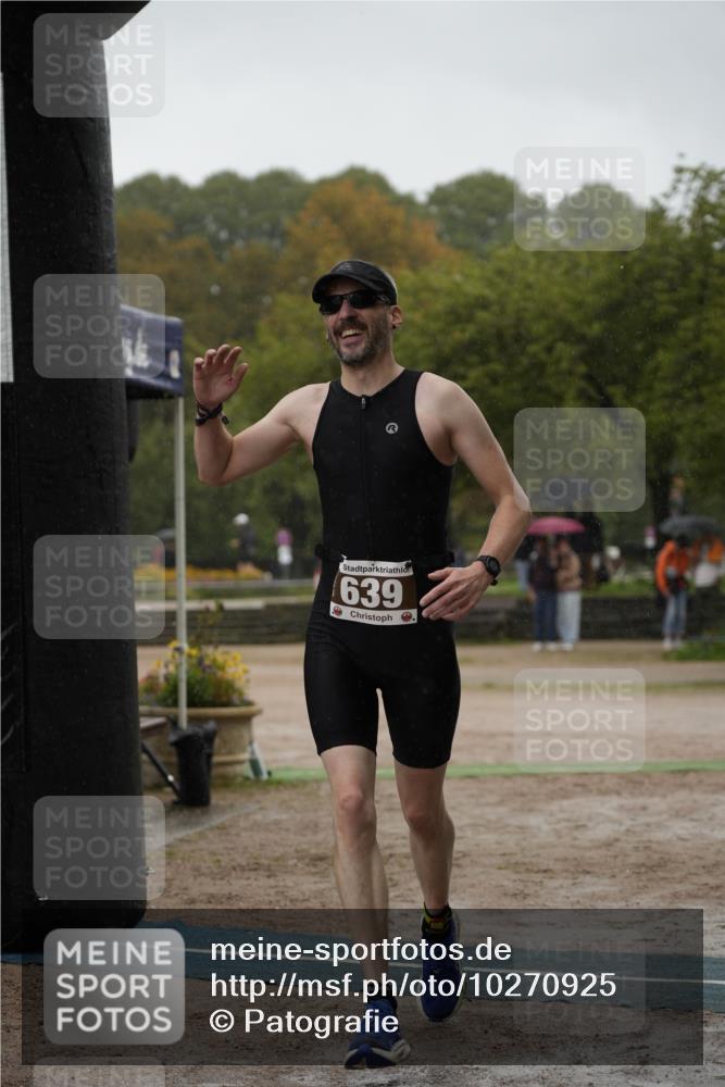 13.09.2026 - Stadtparktriathlon Patografie http://msf.ph/oto/10270925 13.09.2026 12:09:42 Ziel 639 meine-sportfotos.de