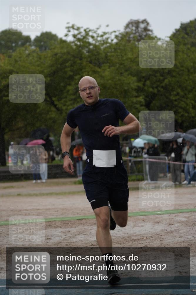 13.09.2026 - Stadtparktriathlon Patografie http://msf.ph/oto/10270932 13.09.2026 12:10:04 Ziel 632 meine-sportfotos.de