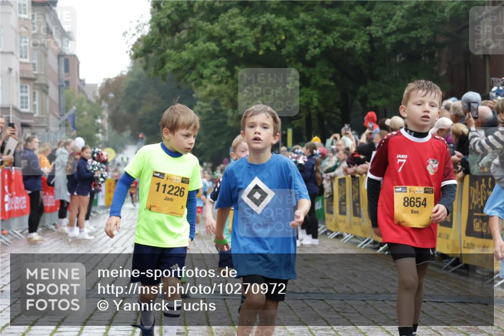 13.09.2026 - Kiel Lauf Yannick Fuchs http://msf.ph/oto/10270972 13.09.2026 08:33:37 Ziel 1711, 6073, 6484, 6698, 7959, 11404, 10988, 743, 2477, 3220, 4080, 8602, 8654, 8840, 9418, 9670, 11008, 11226 meine-sportfotos.de