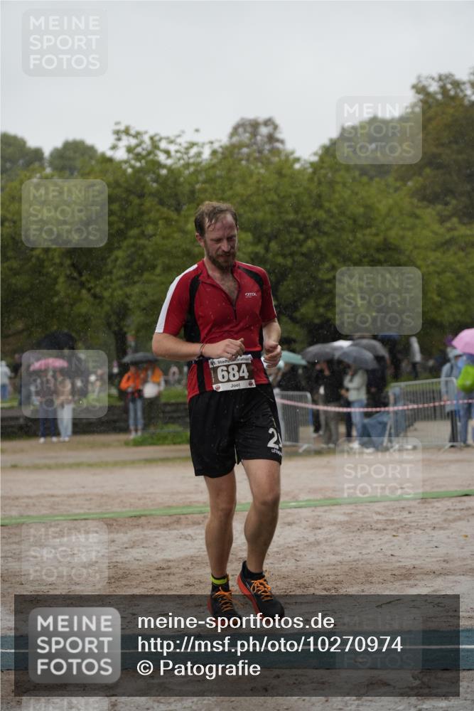 13.09.2026 - Stadtparktriathlon Patografie http://msf.ph/oto/10270974 13.09.2026 12:11:28 Ziel 606, 629, 684 meine-sportfotos.de