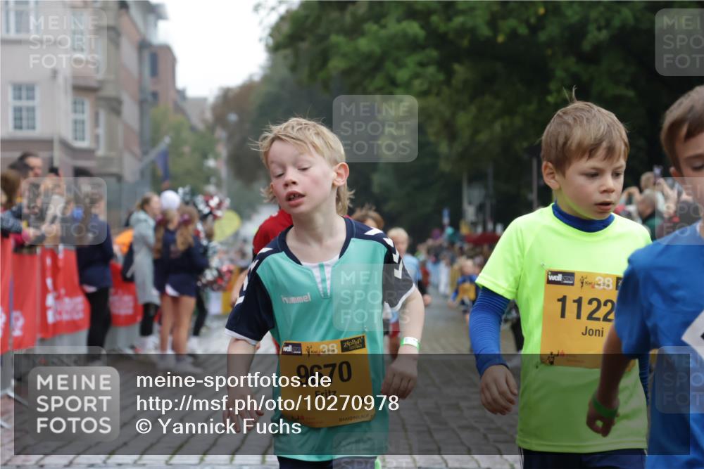 13.09.2026 - Kiel Lauf Yannick Fuchs http://msf.ph/oto/10270978 13.09.2026 08:33:39 Ziel 1711, 3220, 6073, 6484, 6698, 7959, 11404, 6073, 6484, 10988, 743, 2477, 4080, 6351, 8602, 8654, 8840, 9418, 9670, 11008, 11226, 11664 meine-sportfotos.de