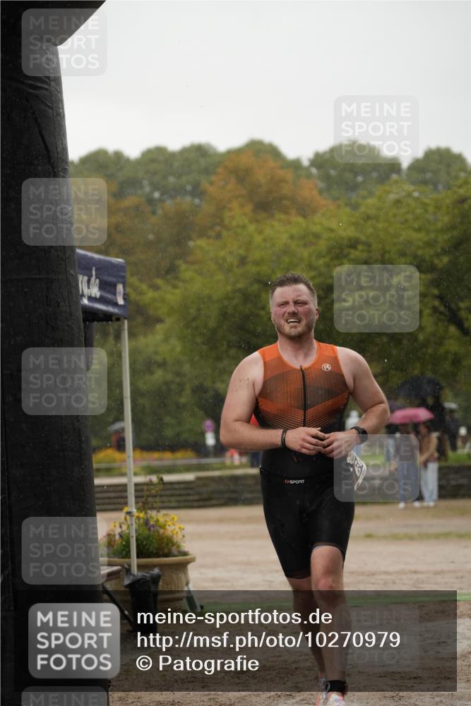 13.09.2026 - Stadtparktriathlon Patografie http://msf.ph/oto/10270979 13.09.2026 12:11:43 Ziel 663 meine-sportfotos.de