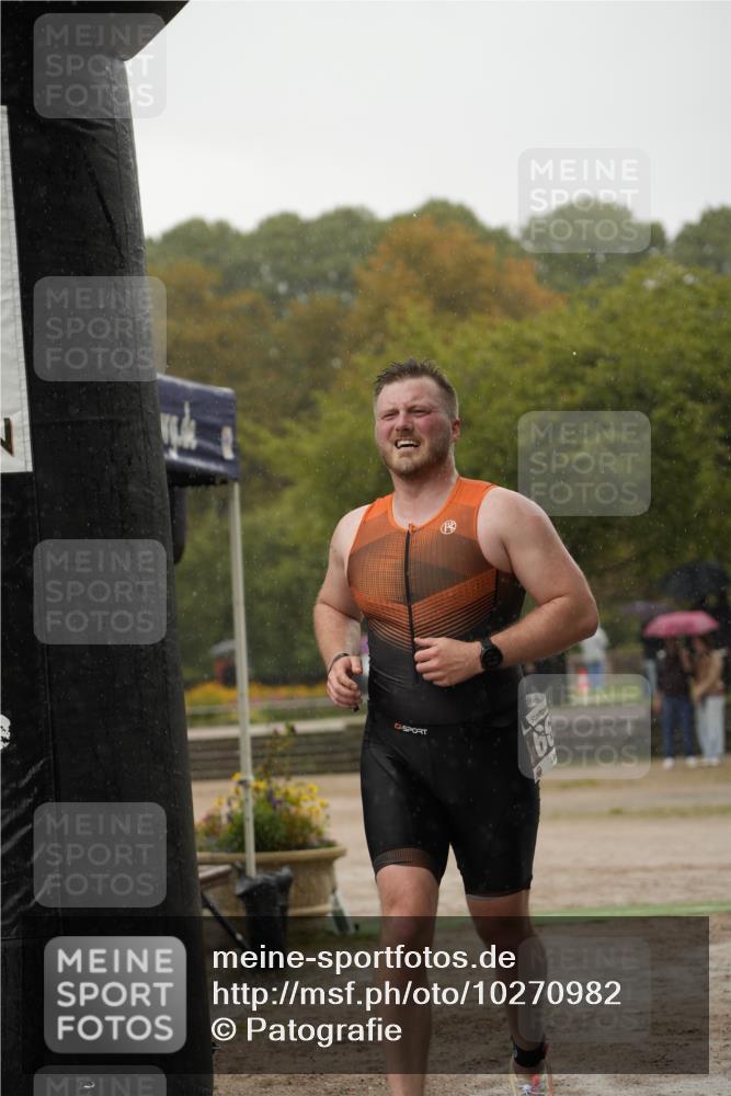 13.09.2026 - Stadtparktriathlon Patografie http://msf.ph/oto/10270982 13.09.2026 12:11:43 Ziel 663 meine-sportfotos.de