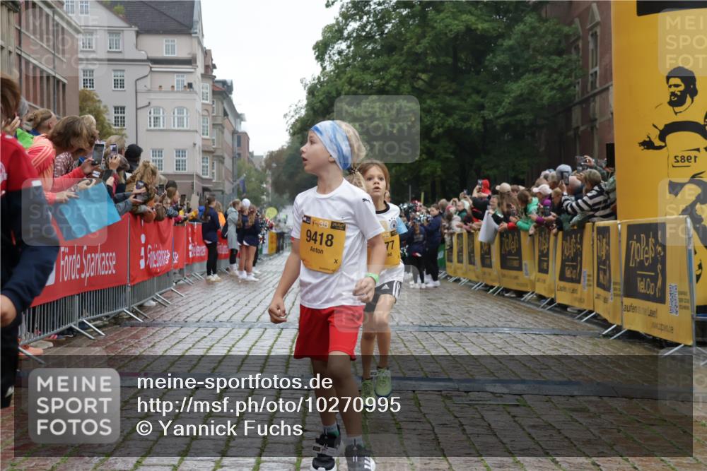 13.09.2026 - Kiel Lauf Yannick Fuchs http://msf.ph/oto/10270995 13.09.2026 08:33:43 Ziel 1711, 3220, 7959, 8602, 8654, 8840, 11404, 6073, 6484, 6698, 7959, 10988, 743, 1058, 1295, 2477, 2851, 4080, 4146, 6351, 7041, 9418, 9670, 10172, 11008, 11226, 11664 meine-sportfotos.de