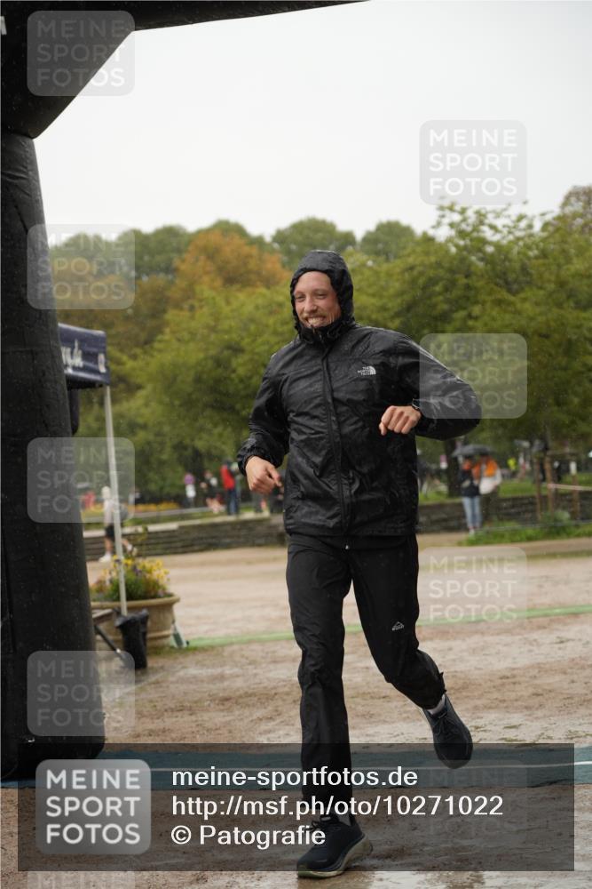 13.09.2026 - Stadtparktriathlon Patografie http://msf.ph/oto/10271022 13.09.2026 12:12:57 Ziel 596 meine-sportfotos.de