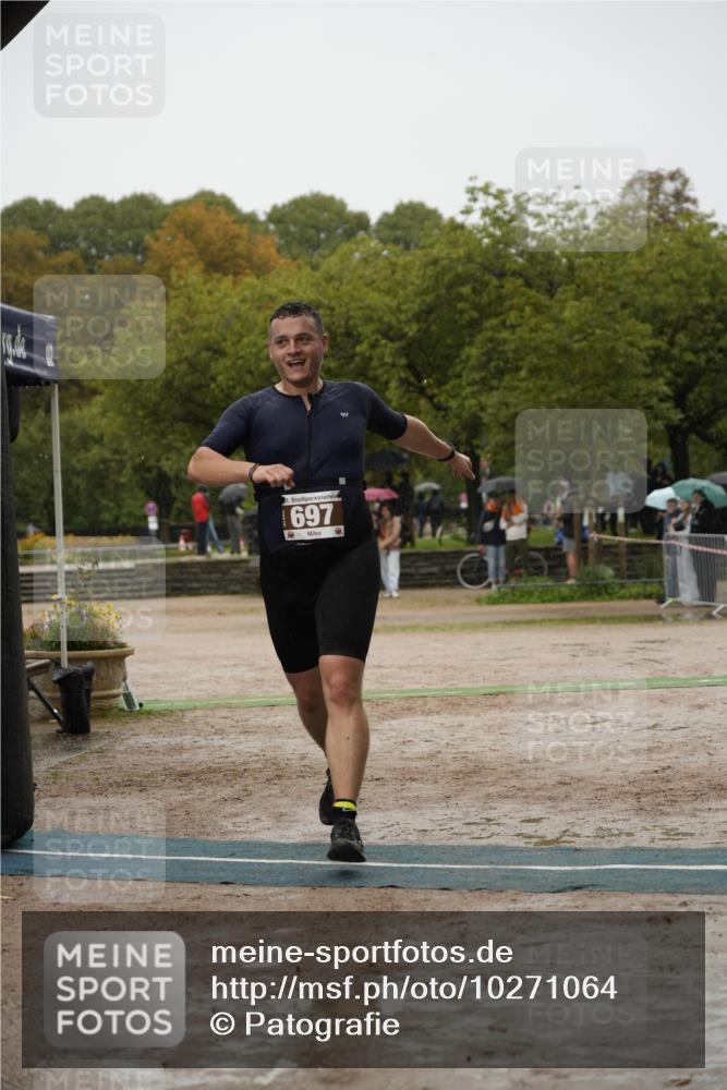 13.09.2026 - Stadtparktriathlon Patografie http://msf.ph/oto/10271064 13.09.2026 12:14:21 Ziel 697 meine-sportfotos.de