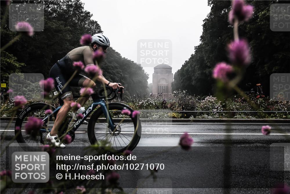 13.09.2026 - Stadtparktriathlon H.Heesch http://msf.ph/oto/10271070 13.09.2026 08:49:21 Radfahren 51, 74 meine-sportfotos.de
