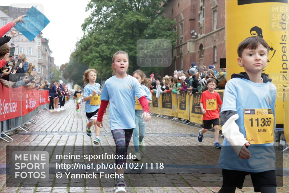13.09.2026 - Kiel Lauf Yannick Fuchs http://msf.ph/oto/10271118 13.09.2026 08:34:01 Ziel 1058, 1295, 1924, 2477, 2851, 4080, 4146, 4839, 6351, 7041, 7567, 8179, 9418, 10172, 11008, 11664, 743, 1711, 3220, 4080, 6073, 6484, 6698, 7959, 8602, 8654, 8840, 9670, 11226, 11404, 657, 720, 1103, 2140, 2740, 2769, 4016, 4417, 4796, 5099, 5324, 6453, 7135, 8333, 8478, 9211, 9945, 10121, 10713, 10815, 11365, 11572, 12100, 12236, 12525, 6073, 6484, 10988 meine-sportfotos.de