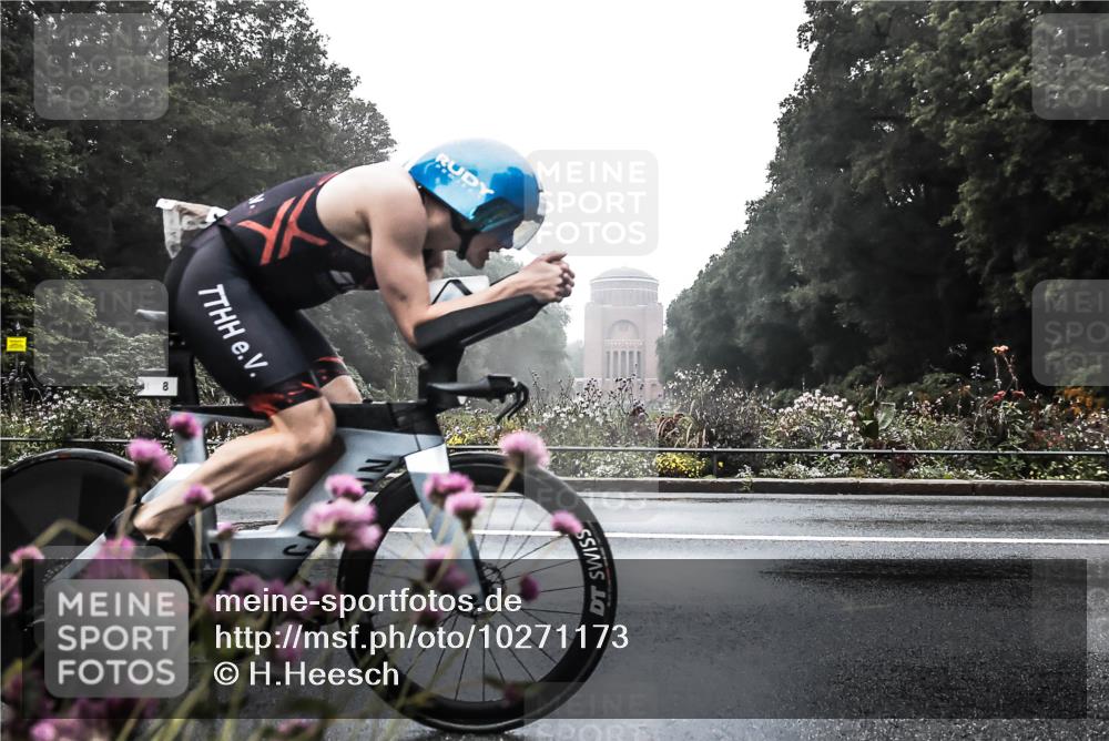 13.09.2026 - Stadtparktriathlon H.Heesch http://msf.ph/oto/10271173 13.09.2026 08:53:26 Radfahren 2, 8, 31 meine-sportfotos.de
