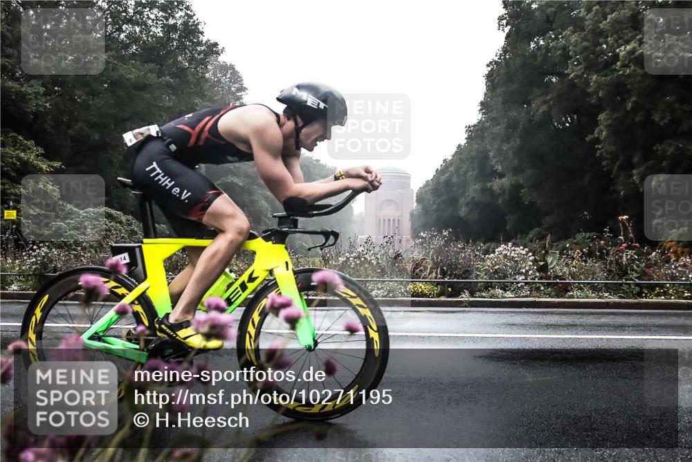 13.09.2026 - Stadtparktriathlon H.Heesch http://msf.ph/oto/10271195 13.09.2026 08:53:55 Radfahren 14, 17, 33, 50 meine-sportfotos.de