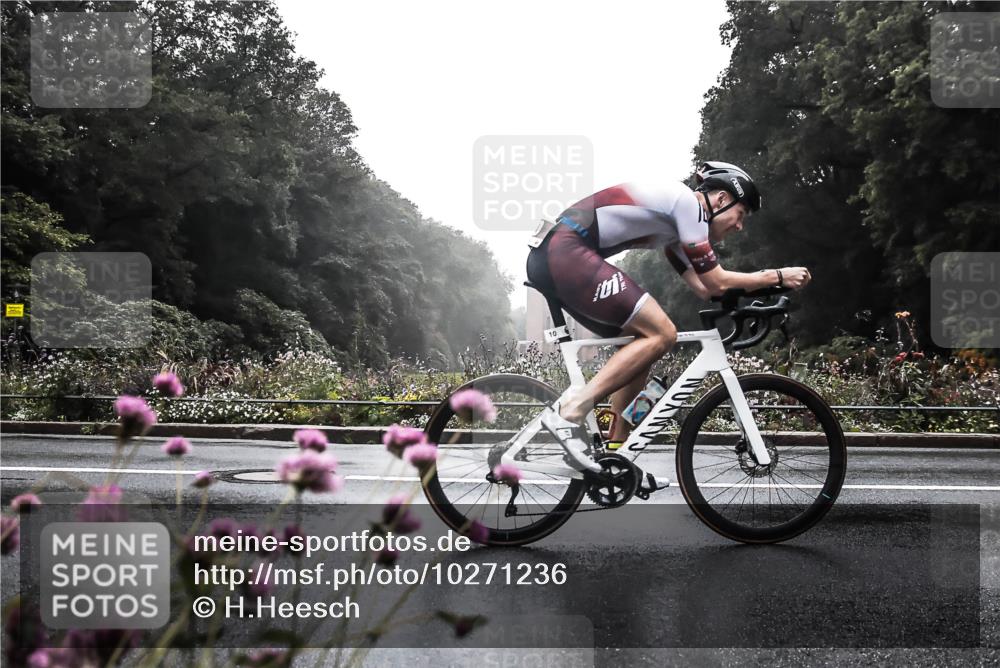 13.09.2026 - Stadtparktriathlon H.Heesch http://msf.ph/oto/10271236 13.09.2026 08:55:03 Radfahren 10, 65 meine-sportfotos.de