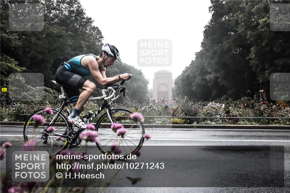 13.09.2026 - Stadtparktriathlon H.Heesch http://msf.ph/oto/10271243 13.09.2026 08:55:21 Radfahren 39, 49 meine-sportfotos.de