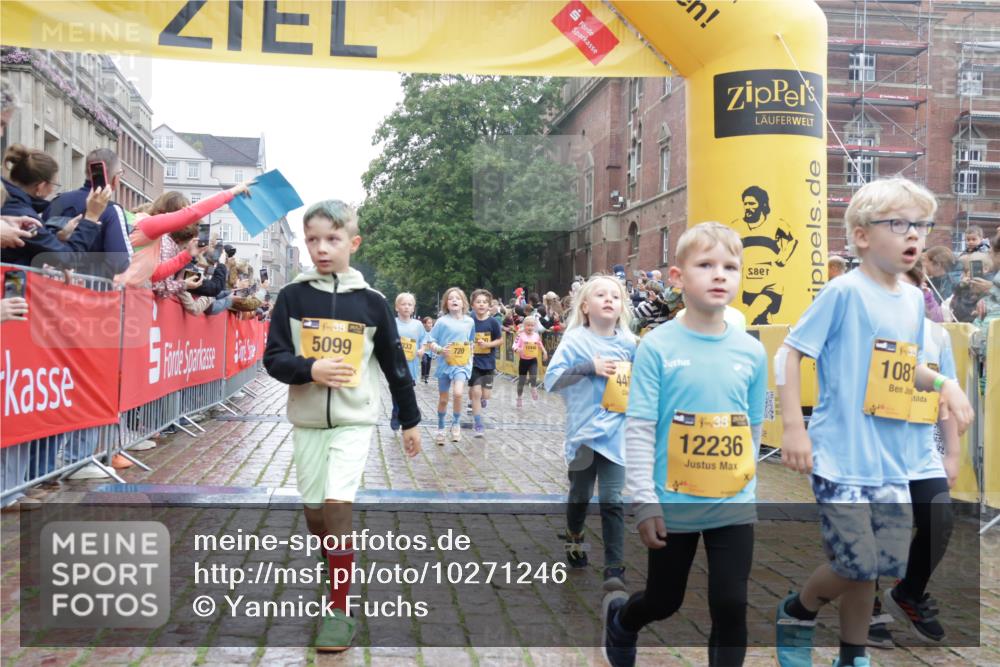 13.09.2026 - Kiel Lauf Yannick Fuchs http://msf.ph/oto/10271246 13.09.2026 08:34:08 Ziel 657, 1058, 1103, 1295, 1924, 2140, 2769, 2851, 4146, 4796, 4839, 5324, 6351, 6453, 7041, 7567, 8179, 8478, 9211, 9945, 10121, 10172, 11365, 11572, 11664, 743, 1711, 2477, 3220, 4080, 6351, 7959, 8602, 8654, 8840, 9418, 9670, 11008, 11226, 11404, 11664, 138, 720, 2740, 3023, 3118, 3277, 4016, 4417, 5099, 7042, 7135, 8226, 8333, 8930, 9047, 10158, 10446, 10713, 10815, 12100, 12236, 12525, 6073, 6484, 6698, 7959 meine-sportfotos.de
