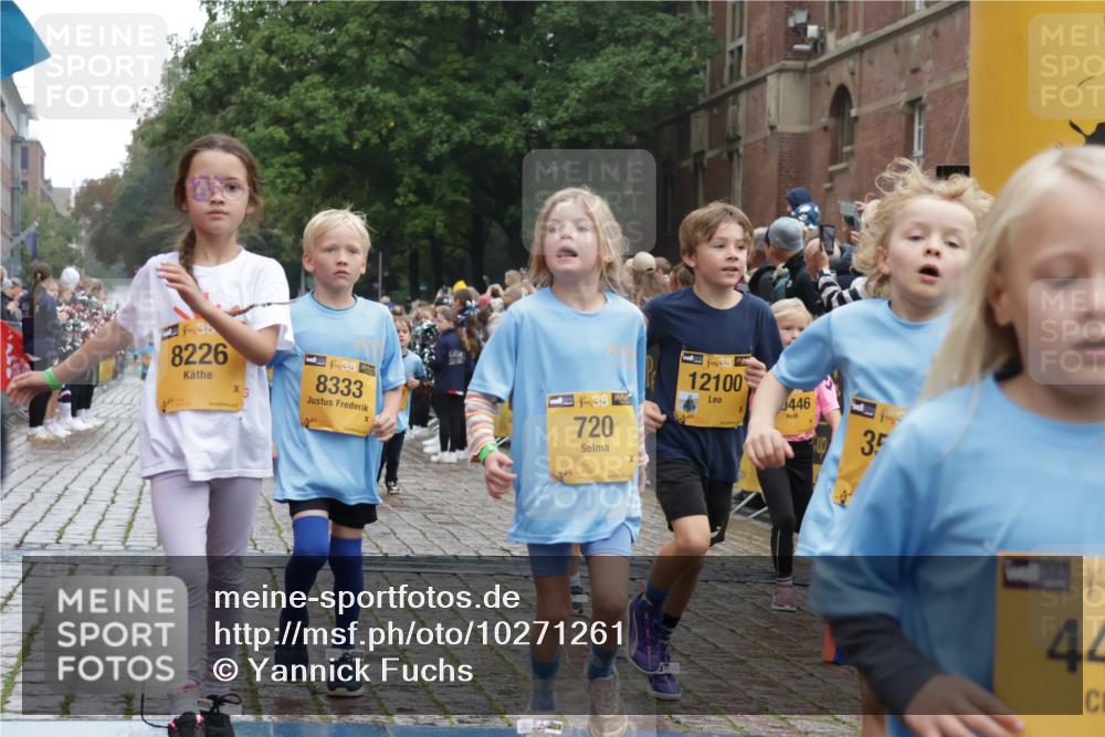 13.09.2026 - Kiel Lauf Yannick Fuchs http://msf.ph/oto/10271261 13.09.2026 08:34:09 Ziel 657, 1058, 1103, 1295, 1924, 2140, 2769, 2851, 4146, 4796, 4839, 5324, 6453, 7041, 7567, 8179, 8478, 9211, 9945, 10121, 10172, 11365, 11572, 743, 1711, 2477, 3220, 4080, 6351, 8602, 8654, 8840, 9418, 9670, 11008, 11226, 11404, 11664, 126, 138, 720, 2740, 3023, 3118, 3277, 4016, 4417, 4584, 5099, 7042, 7135, 8226, 8333, 8930, 9047, 10158, 10446, 10713, 10815, 12100, 12236, 12525, 6073, 6484, 6698, 7959 meine-sportfotos.de