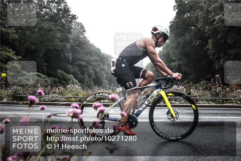 13.09.2026 - Stadtparktriathlon H.Heesch http://msf.ph/oto/10271280 13.09.2026 08:56:13 Radfahren 57, 60, 93 meine-sportfotos.de