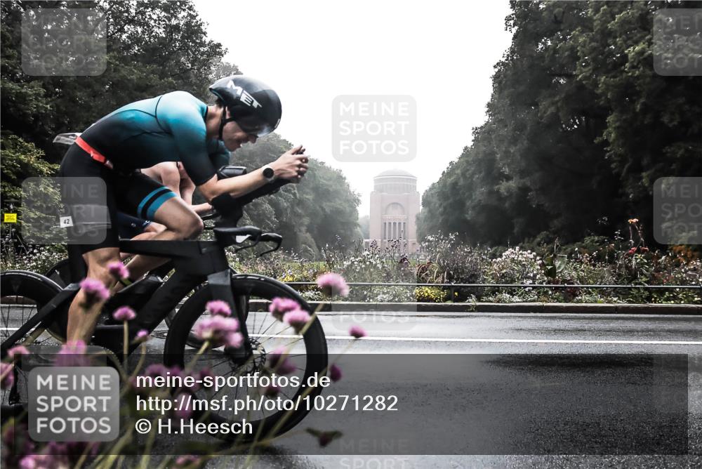 13.09.2026 - Stadtparktriathlon H.Heesch http://msf.ph/oto/10271282 13.09.2026 08:56:22 Radfahren 29, 42 meine-sportfotos.de