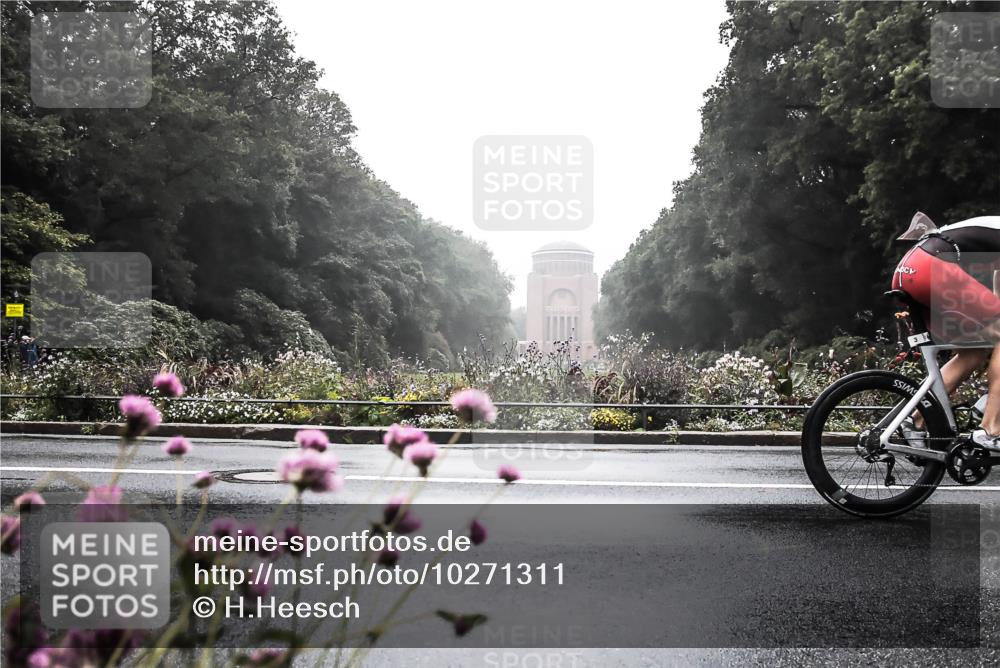 13.09.2026 - Stadtparktriathlon H.Heesch http://msf.ph/oto/10271311 13.09.2026 08:57:28 Radfahren 3, 45, 67, 127 meine-sportfotos.de