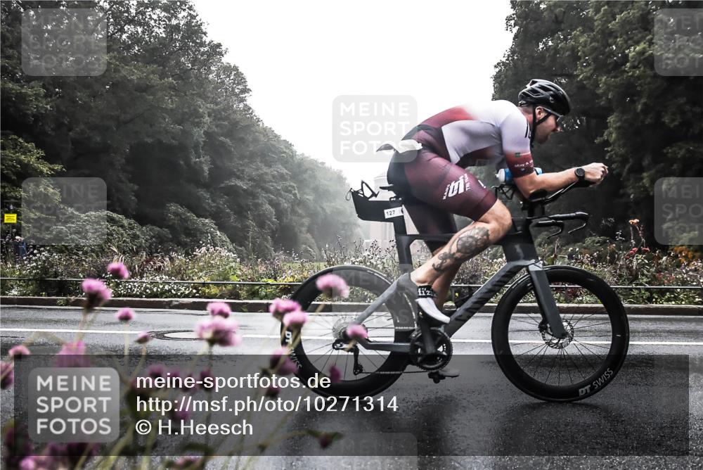 13.09.2026 - Stadtparktriathlon H.Heesch http://msf.ph/oto/10271314 13.09.2026 08:57:29 Radfahren 3, 67, 127 meine-sportfotos.de