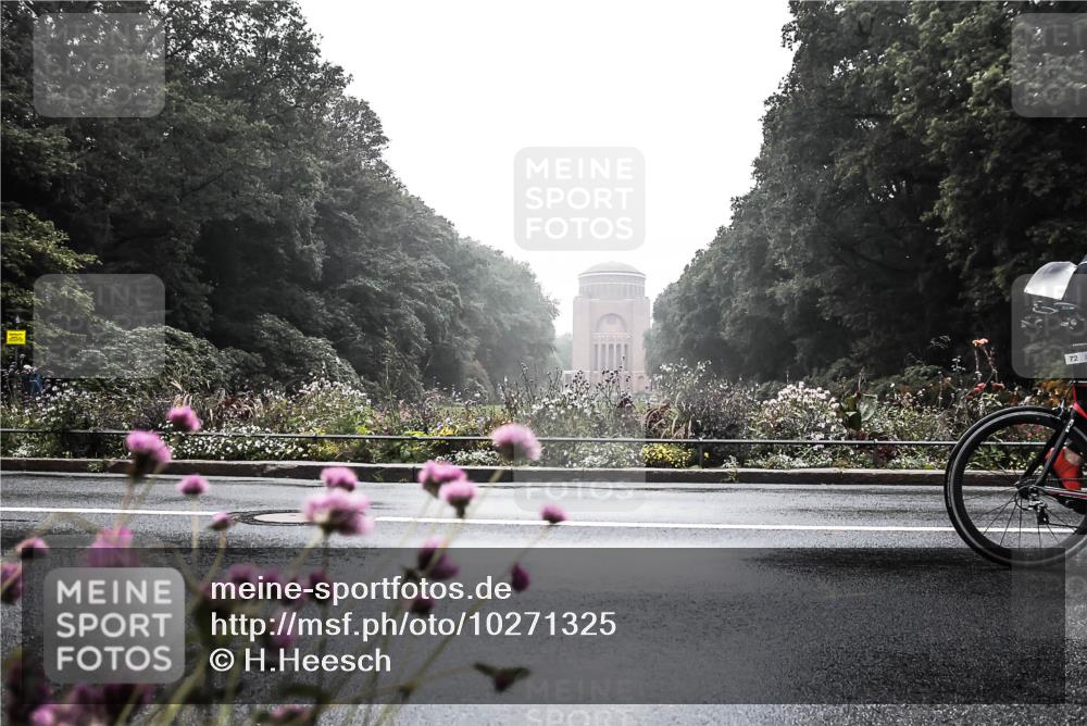 13.09.2026 - Stadtparktriathlon H.Heesch http://msf.ph/oto/10271325 13.09.2026 08:57:39 Radfahren 72, 86, 90 meine-sportfotos.de