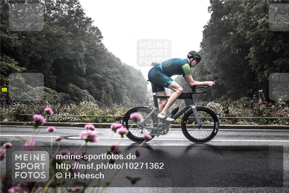 13.09.2026 - Stadtparktriathlon H.Heesch http://msf.ph/oto/10271362 13.09.2026 08:58:23 Radfahren 4, 26, 87, 139 meine-sportfotos.de