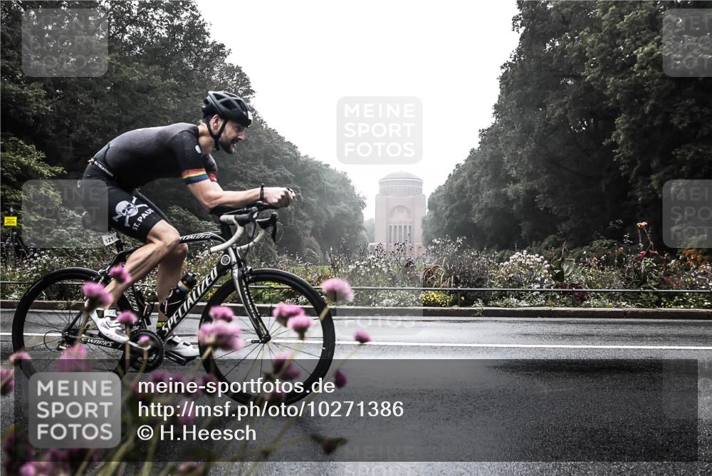 13.09.2026 - Stadtparktriathlon H.Heesch http://msf.ph/oto/10271386 13.09.2026 08:58:43 Radfahren 22, 121 meine-sportfotos.de