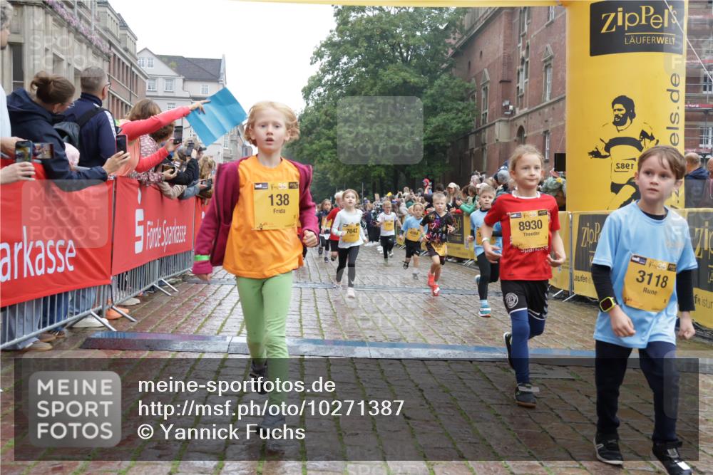 13.09.2026 - Kiel Lauf Yannick Fuchs http://msf.ph/oto/10271387 13.09.2026 08:34:15 Ziel 657, 720, 1103, 1924, 2140, 2769, 4016, 4417, 4796, 5099, 5324, 6453, 7135, 7567, 8179, 8333, 8478, 9211, 9945, 10121, 10713, 10815, 11365, 11572, 12236, 12525, 743, 1058, 1295, 1711, 1924, 2477, 2851, 3220, 4080, 4146, 4839, 6351, 7041, 8602, 8654, 8840, 9418, 9670, 10172, 11008, 11226, 11404, 11664, 126, 138, 1623, 1624, 2612, 2740, 3023, 3118, 3277, 3380, 4584, 6111, 7042, 8226, 8930, 9047, 10158, 10446, 12100, 7959 meine-sportfotos.de
