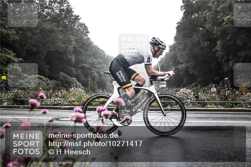 13.09.2026 - Stadtparktriathlon H.Heesch http://msf.ph/oto/10271417 13.09.2026 08:59:17 Radfahren 58, 76, 92, 114 meine-sportfotos.de