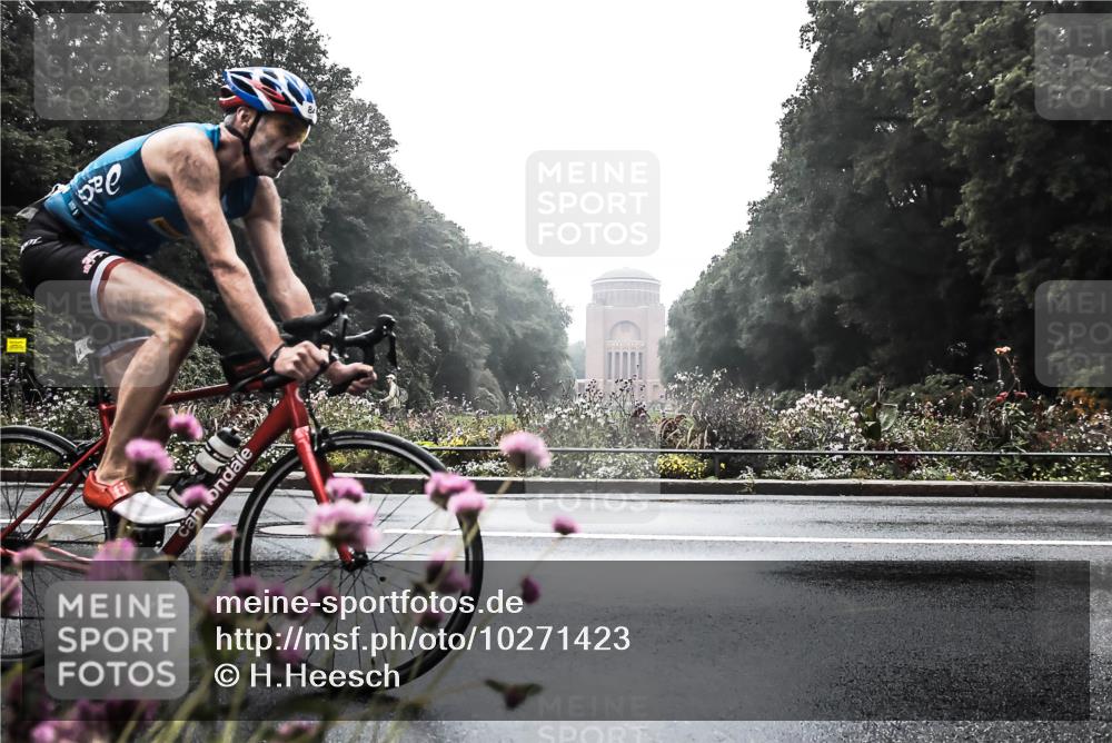 13.09.2026 - Stadtparktriathlon H.Heesch http://msf.ph/oto/10271423 13.09.2026 08:59:30 Radfahren 14, 16, 40, 84 meine-sportfotos.de