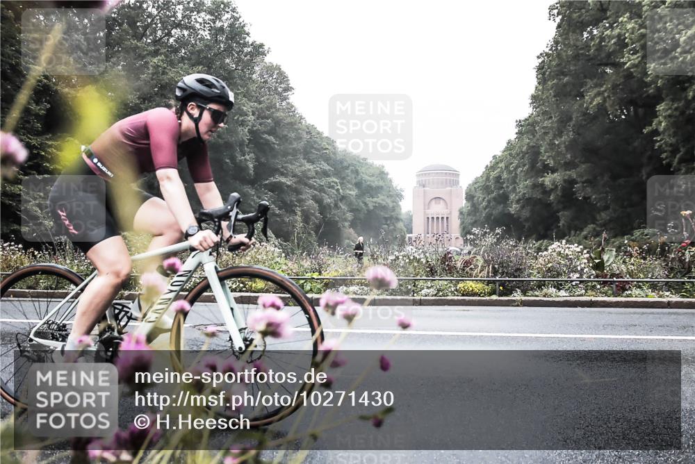 13.09.2026 - Stadtparktriathlon H.Heesch http://msf.ph/oto/10271430 13.09.2026 10:26:03 Radfahren 228, 421 meine-sportfotos.de