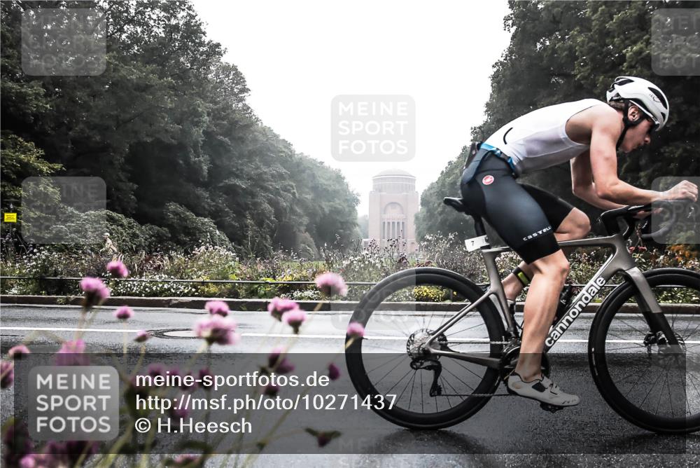 13.09.2026 - Stadtparktriathlon H.Heesch http://msf.ph/oto/10271437 13.09.2026 08:59:35 Radfahren 7, 14, 31, 40, 46, 108 meine-sportfotos.de