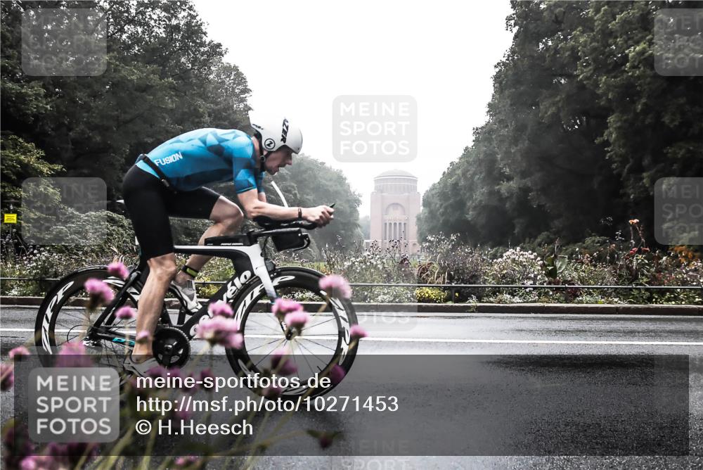 13.09.2026 - Stadtparktriathlon H.Heesch http://msf.ph/oto/10271453 13.09.2026 08:59:43 Radfahren 2, 63, 110 meine-sportfotos.de