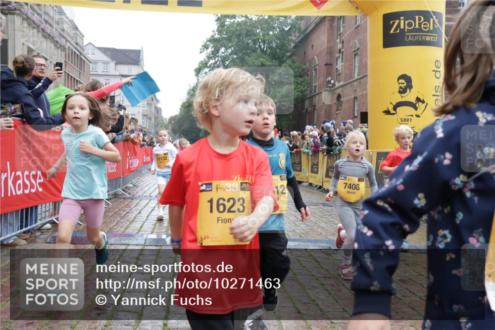 13.09.2026 - Kiel Lauf Yannick Fuchs http://msf.ph/oto/10271463 13.09.2026 08:34:21 Ziel 138, 657, 720, 2740, 2769, 3023, 3118, 4016, 4417, 4796, 5099, 7135, 8226, 8333, 8930, 9211, 9945, 10158, 10446, 10713, 10815, 12100, 12236, 12525, 743, 1058, 1103, 1295, 1924, 2140, 2477, 2851, 4080, 4146, 4839, 5324, 6351, 6453, 7041, 7567, 8179, 8478, 8602, 8654, 8840, 9418, 9670, 10121, 10172, 11008, 11226, 11365, 11572, 11664, 126, 831, 1623, 1624, 2108, 2276, 2612, 2622, 3058, 3277, 3380, 3953, 4584, 5625, 5897, 6111, 6369, 7042, 9047 meine-sportfotos.de