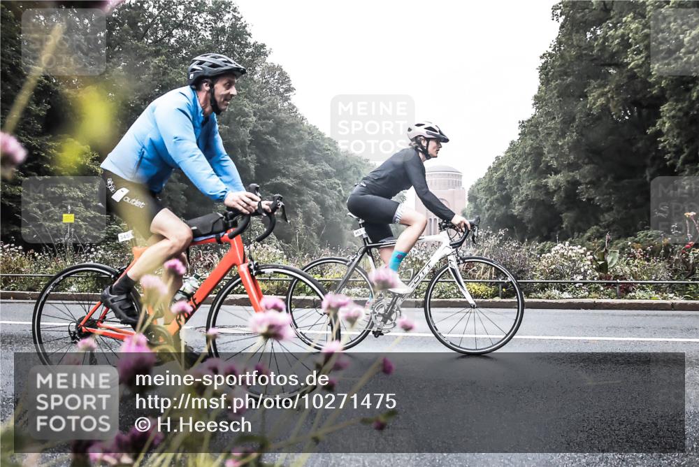 13.09.2026 - Stadtparktriathlon H.Heesch http://msf.ph/oto/10271475 13.09.2026 10:26:39 Radfahren 221, 251, 269, 292, 345, 444, 463 meine-sportfotos.de