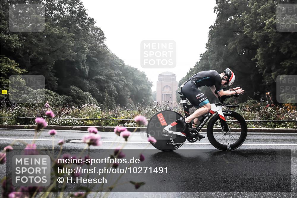 13.09.2026 - Stadtparktriathlon H.Heesch http://msf.ph/oto/10271491 13.09.2026 09:00:07 Radfahren 43, 50, 89, 102 meine-sportfotos.de