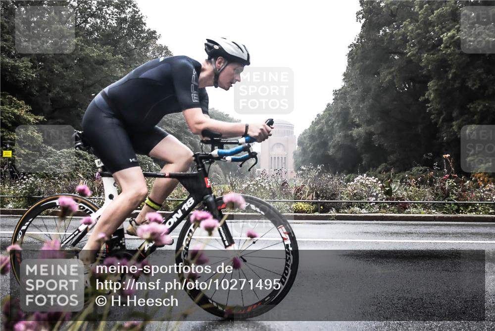 13.09.2026 - Stadtparktriathlon H.Heesch http://msf.ph/oto/10271495 13.09.2026 09:00:07 Radfahren 43, 50, 89, 102 meine-sportfotos.de