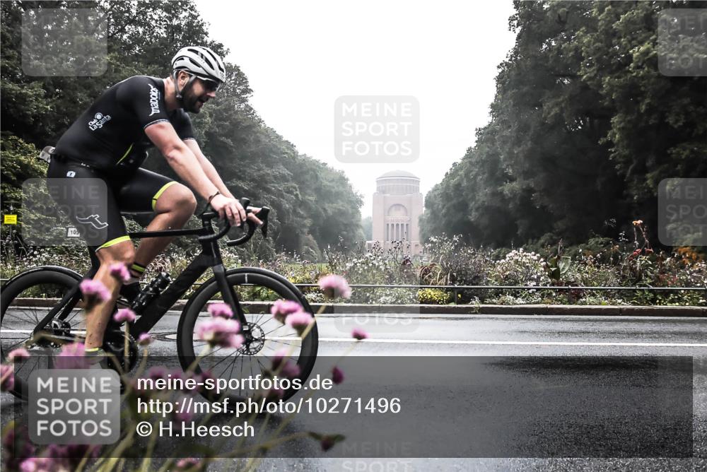 13.09.2026 - Stadtparktriathlon H.Heesch http://msf.ph/oto/10271496 13.09.2026 09:00:16 Radfahren 82, 105, 106 meine-sportfotos.de