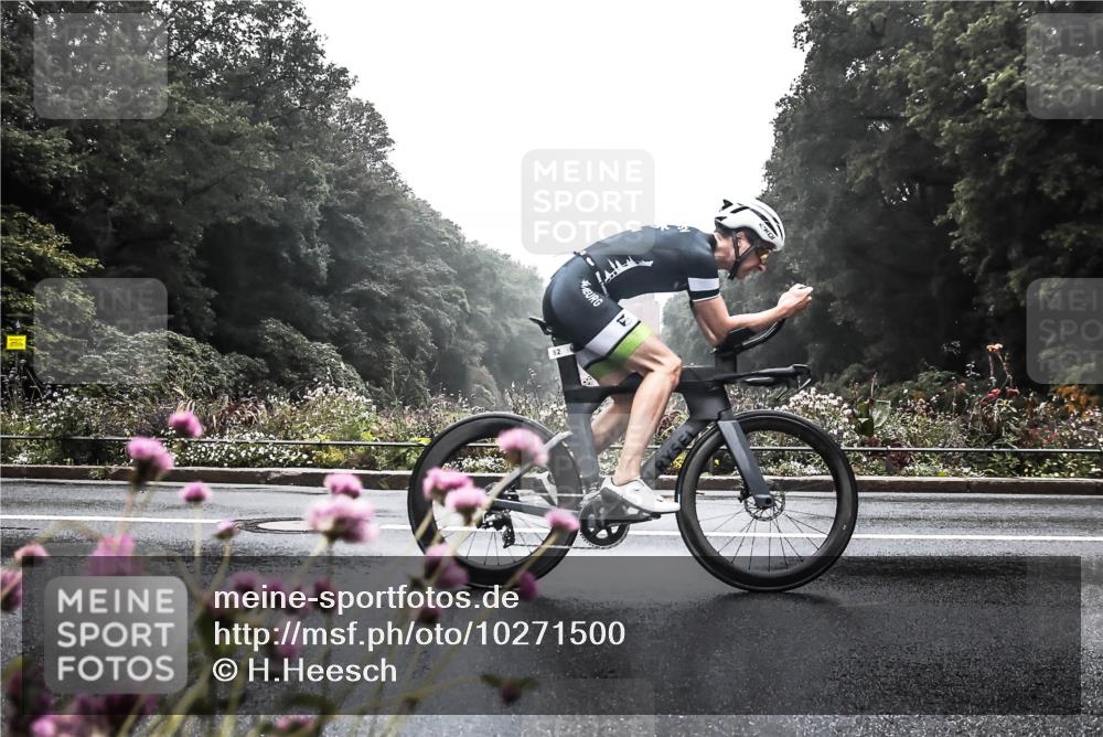 13.09.2026 - Stadtparktriathlon H.Heesch http://msf.ph/oto/10271500 13.09.2026 09:00:17 Radfahren 82, 105, 106 meine-sportfotos.de