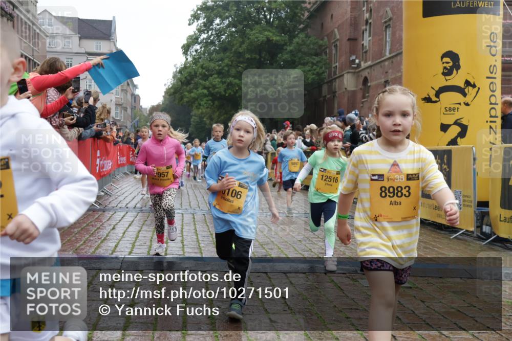 13.09.2026 - Kiel Lauf Yannick Fuchs http://msf.ph/oto/10271501 13.09.2026 08:34:23 Ziel 138, 657, 720, 2740, 2769, 3023, 3118, 3277, 4016, 4417, 4796, 5099, 7042, 7135, 8226, 8333, 8930, 9047, 9945, 10158, 10446, 10713, 10815, 12100, 12236, 12525, 657, 743, 1058, 1103, 1295, 1924, 2140, 2477, 2769, 2851, 4080, 4146, 4796, 4839, 5324, 6351, 6453, 7041, 7567, 8179, 8478, 8602, 8840, 9211, 9418, 9670, 9945, 10121, 10172, 11008, 11226, 11365, 11572, 11664, 126, 831, 1623, 1624, 2108, 2276, 2612, 2622, 2641, 3058, 3380, 3953, 4584, 5022, 5625, 5897, 6111, 6369 meine-sportfotos.de