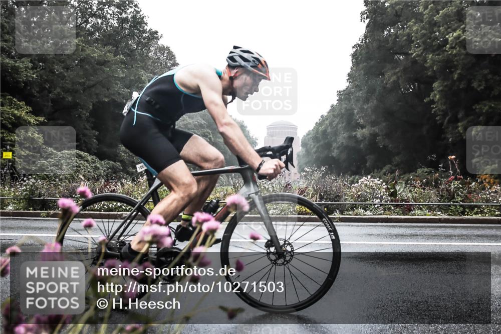 13.09.2026 - Stadtparktriathlon H.Heesch http://msf.ph/oto/10271503 13.09.2026 09:00:19 Radfahren 82, 105, 106 meine-sportfotos.de