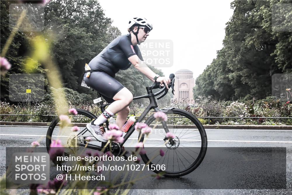 13.09.2026 - Stadtparktriathlon H.Heesch http://msf.ph/oto/10271506 13.09.2026 10:26:51 Radfahren 329, 382, 399 meine-sportfotos.de
