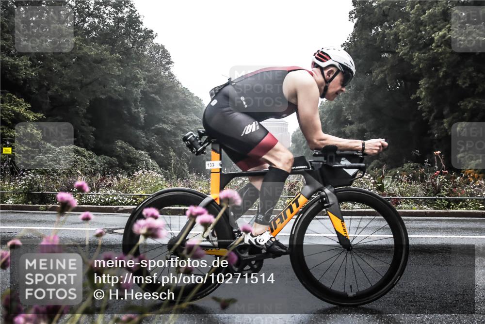 13.09.2026 - Stadtparktriathlon H.Heesch http://msf.ph/oto/10271514 13.09.2026 09:00:28 Radfahren 9, 18, 33, 34, 41, 83, 97, 125, 130, 133, 142 meine-sportfotos.de