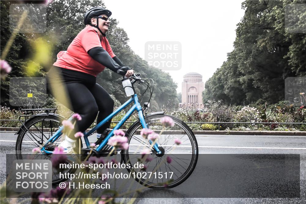 13.09.2026 - Stadtparktriathlon H.Heesch http://msf.ph/oto/10271517 13.09.2026 10:26:58 Radfahren 278, 337, 451, 465 meine-sportfotos.de
