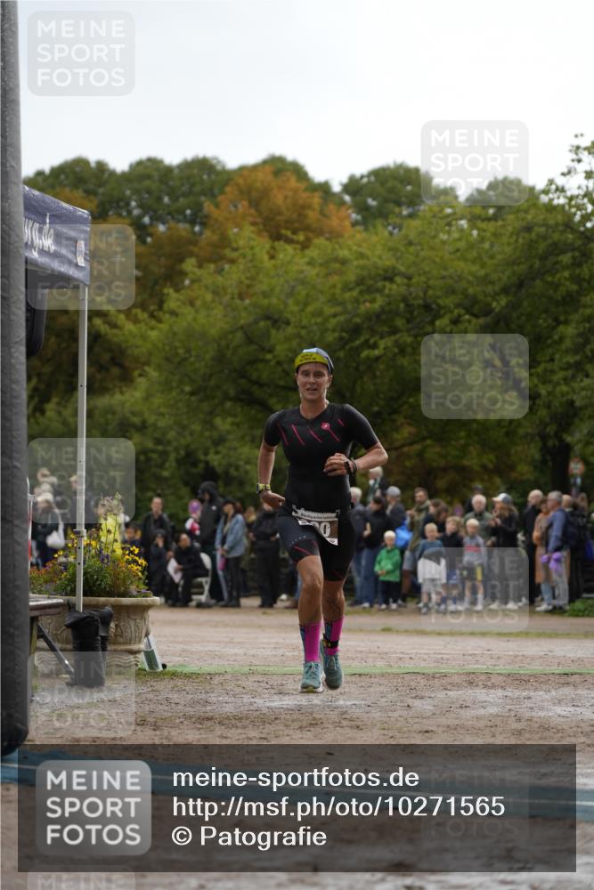 13.09.2026 - Stadtparktriathlon Patografie http://msf.ph/oto/10271565 13.09.2026 12:28:24 Ziel 800 meine-sportfotos.de