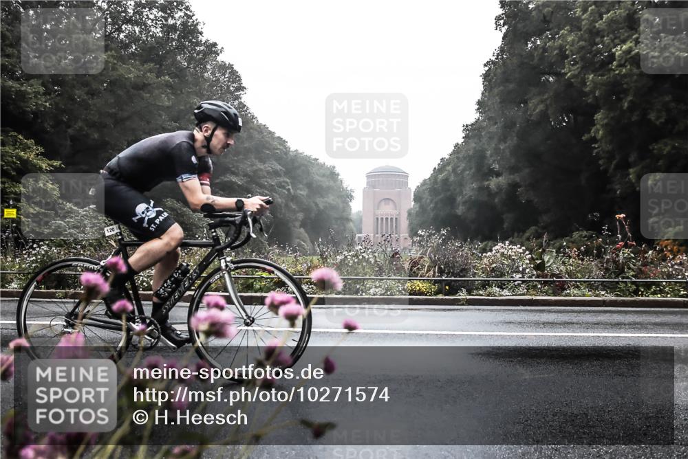 13.09.2026 - Stadtparktriathlon H.Heesch http://msf.ph/oto/10271574 13.09.2026 09:01:10 Radfahren 88, 120 meine-sportfotos.de