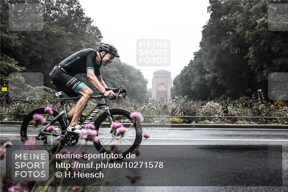13.09.2026 - Stadtparktriathlon H.Heesch http://msf.ph/oto/10271578 13.09.2026 09:01:14 Radfahren 20, 88, 100, 117 meine-sportfotos.de